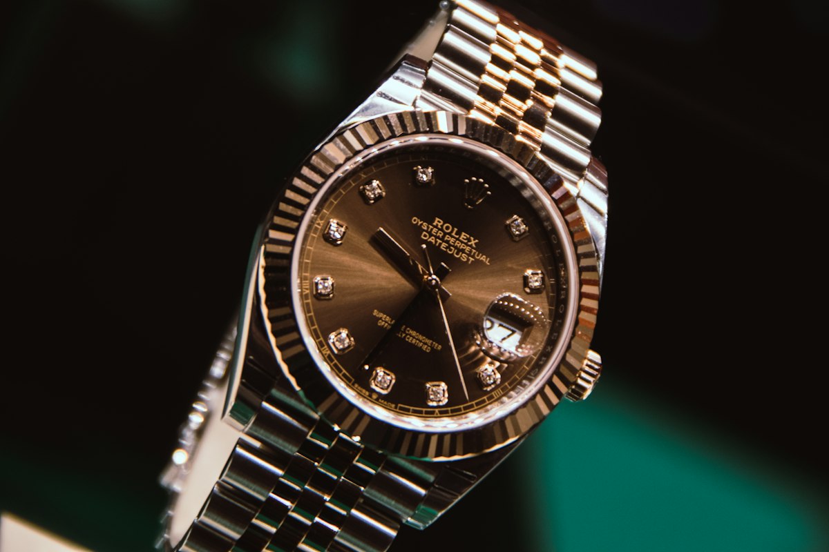 Rolex Datejust horloge met bruine wijzerplaat
